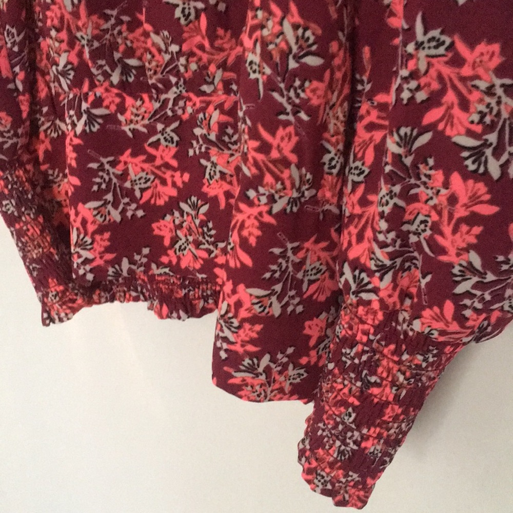 Printed Keyhole Top - Picture 3 of 4